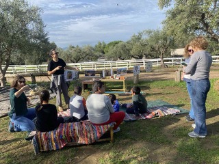 Εκπαιδευτική επίσκεψη στη Σχολή ιππασίας- "Το λιωμάζωμα"