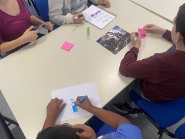 Βιωματικό Εργαστήριο "Ένα σχολείο καθρέφτης μας"